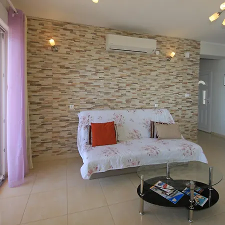 Superba Brodarica (Sibenik-Knin)