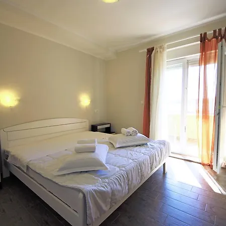 Superba Brodarica (Sibenik-Knin)