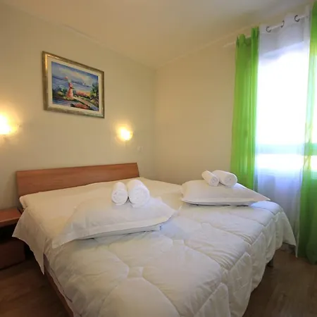 Superba Brodarica (Sibenik-Knin)